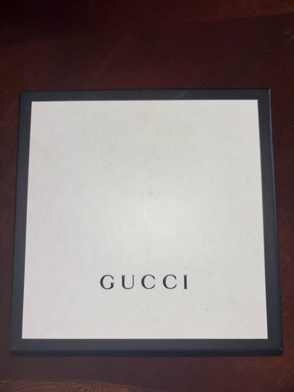 Gucci White Leather Belt with Gold Double G Buckle - Picture 4 of 7